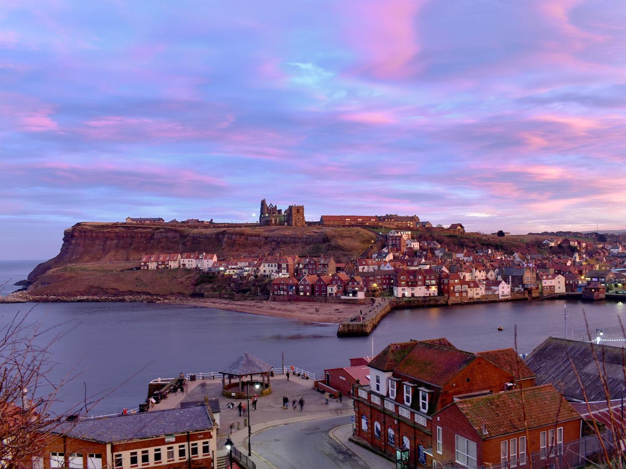 Downdinner Hill Whitby Exterior foto